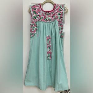 NWOT Mi Golondrina Flores Short Dress - Small